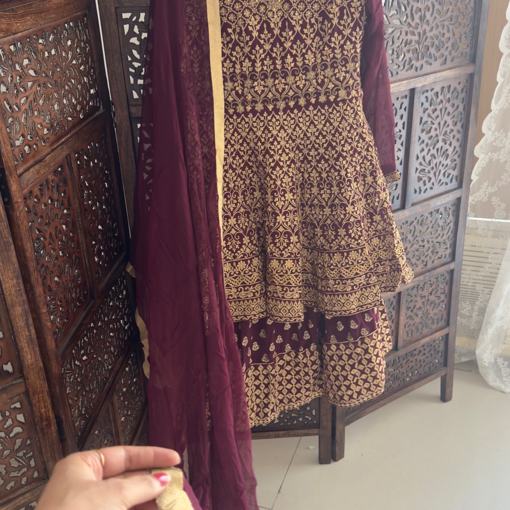 Brand New Designer Heavy Embroidered Maroon And Gold Aditi Rao Hayadari Lehenga View 4